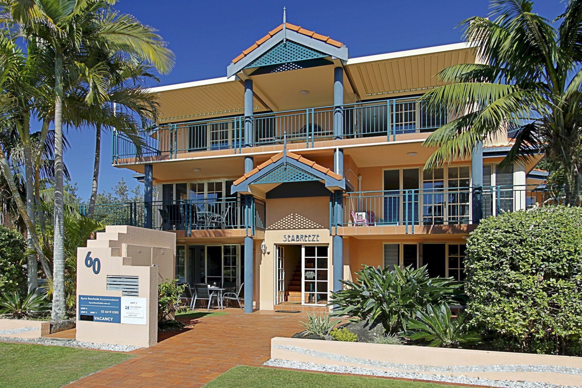 Sea Breeze on Main Beach Byron Bay Buitenkant foto
